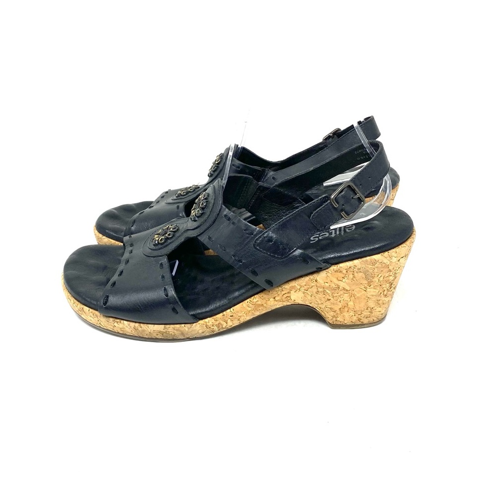 Elites Sandals